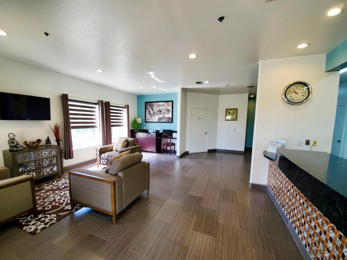 Super 8 By Wyndham Forney/East Dallas Экстерьер фото