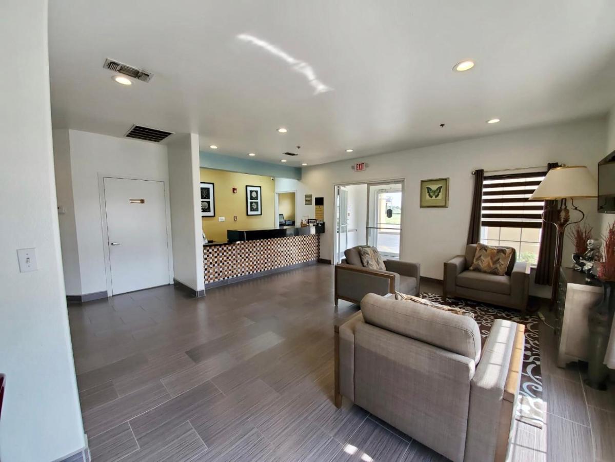 Super 8 By Wyndham Forney/East Dallas Экстерьер фото
