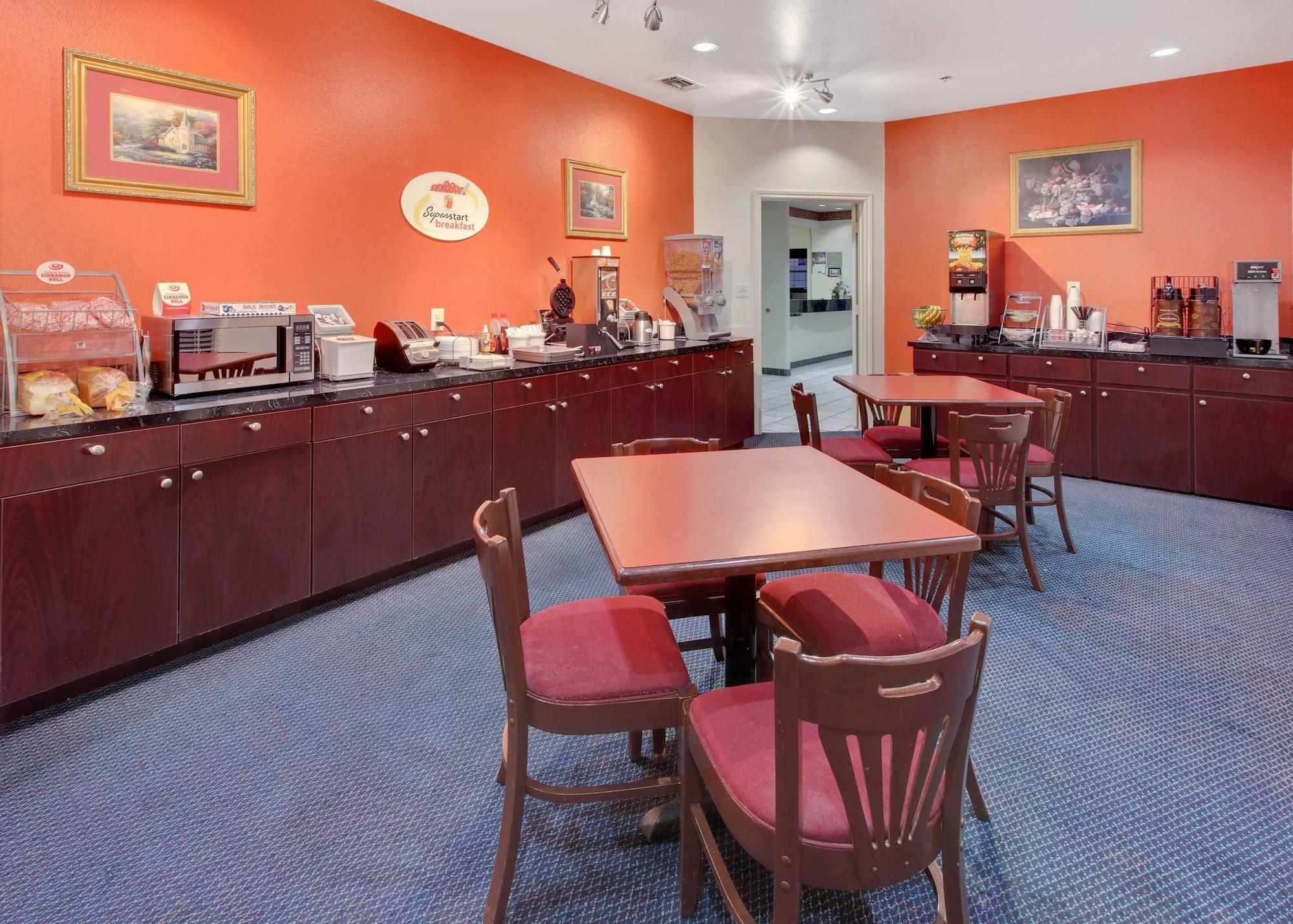 Super 8 By Wyndham Forney/East Dallas Экстерьер фото