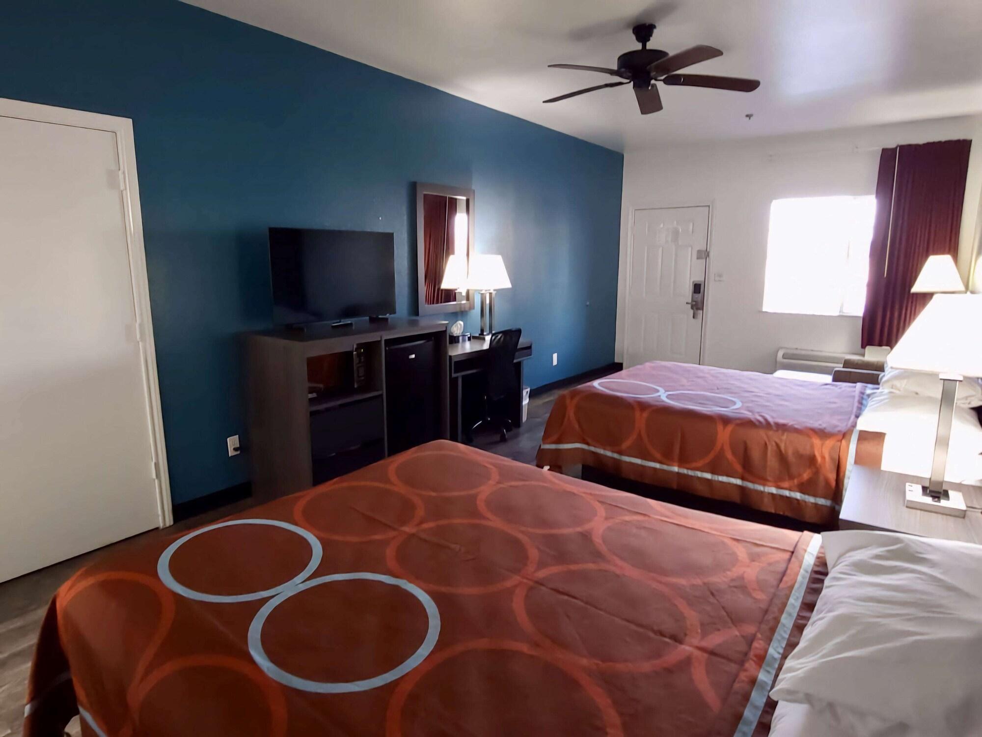 Super 8 By Wyndham Forney/East Dallas Экстерьер фото